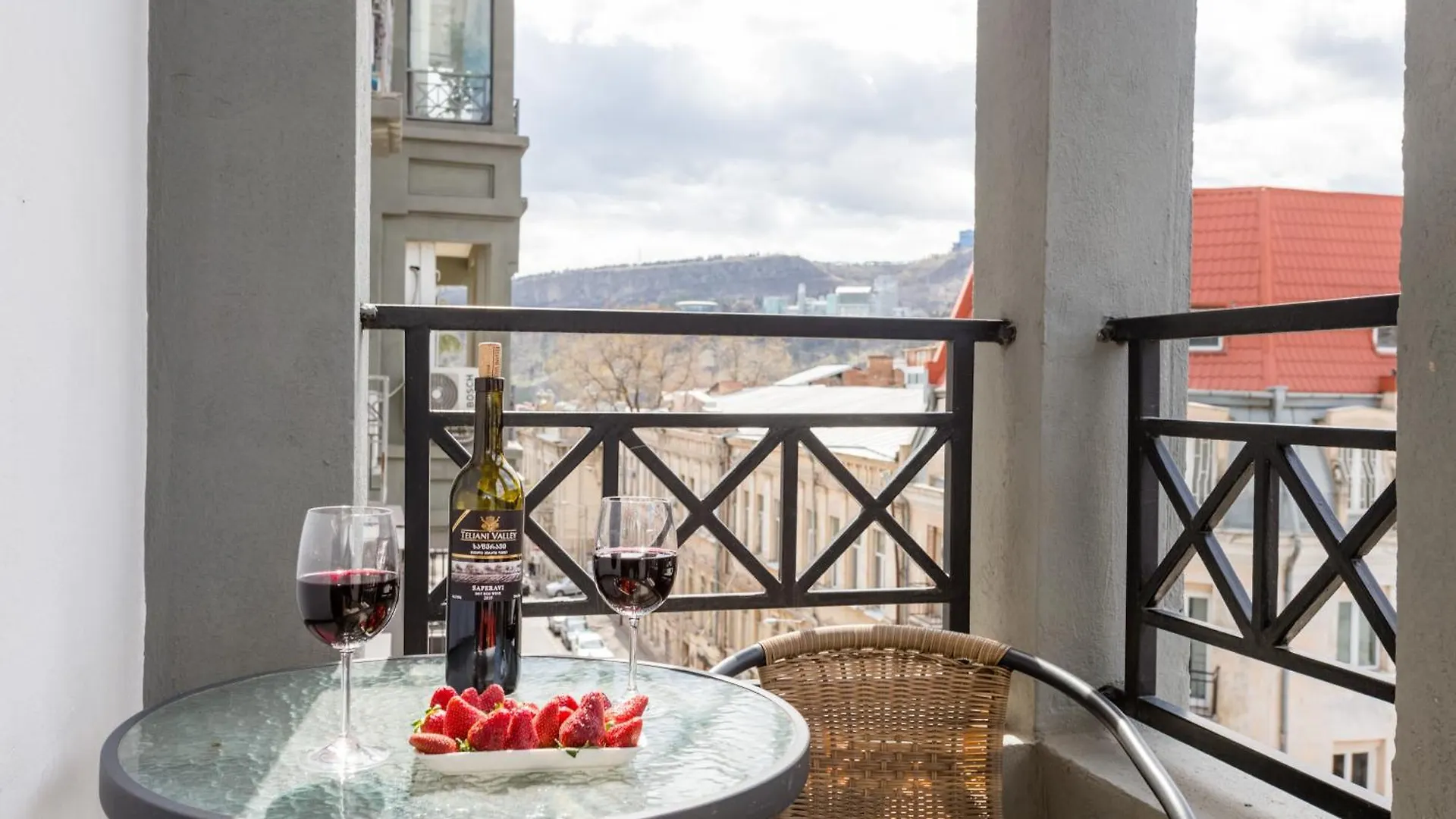 Fabulous Location Apartment Tbilisi 0*,